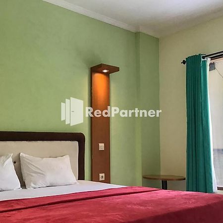 Pondok Mesari RedPartner Near Legian Beach Exterior foto