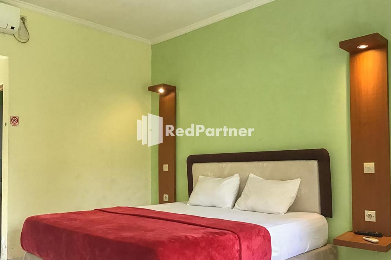 Pondok Mesari RedPartner Near Legian Beach Exterior foto