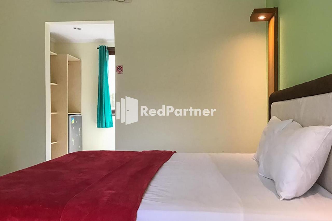 Pondok Mesari RedPartner Near Legian Beach Exterior foto