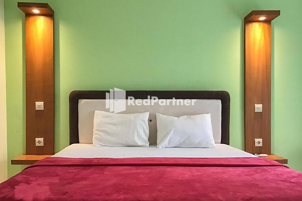 Pondok Mesari RedPartner Near Legian Beach Exterior foto